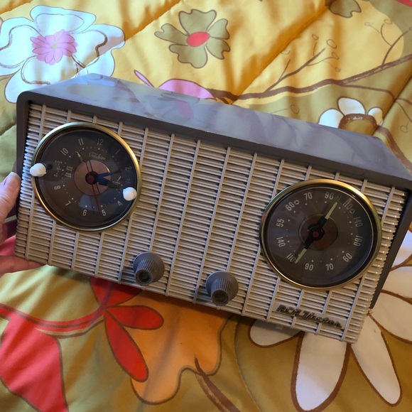 Vintage Other - VTG 60s Working Purple Radio